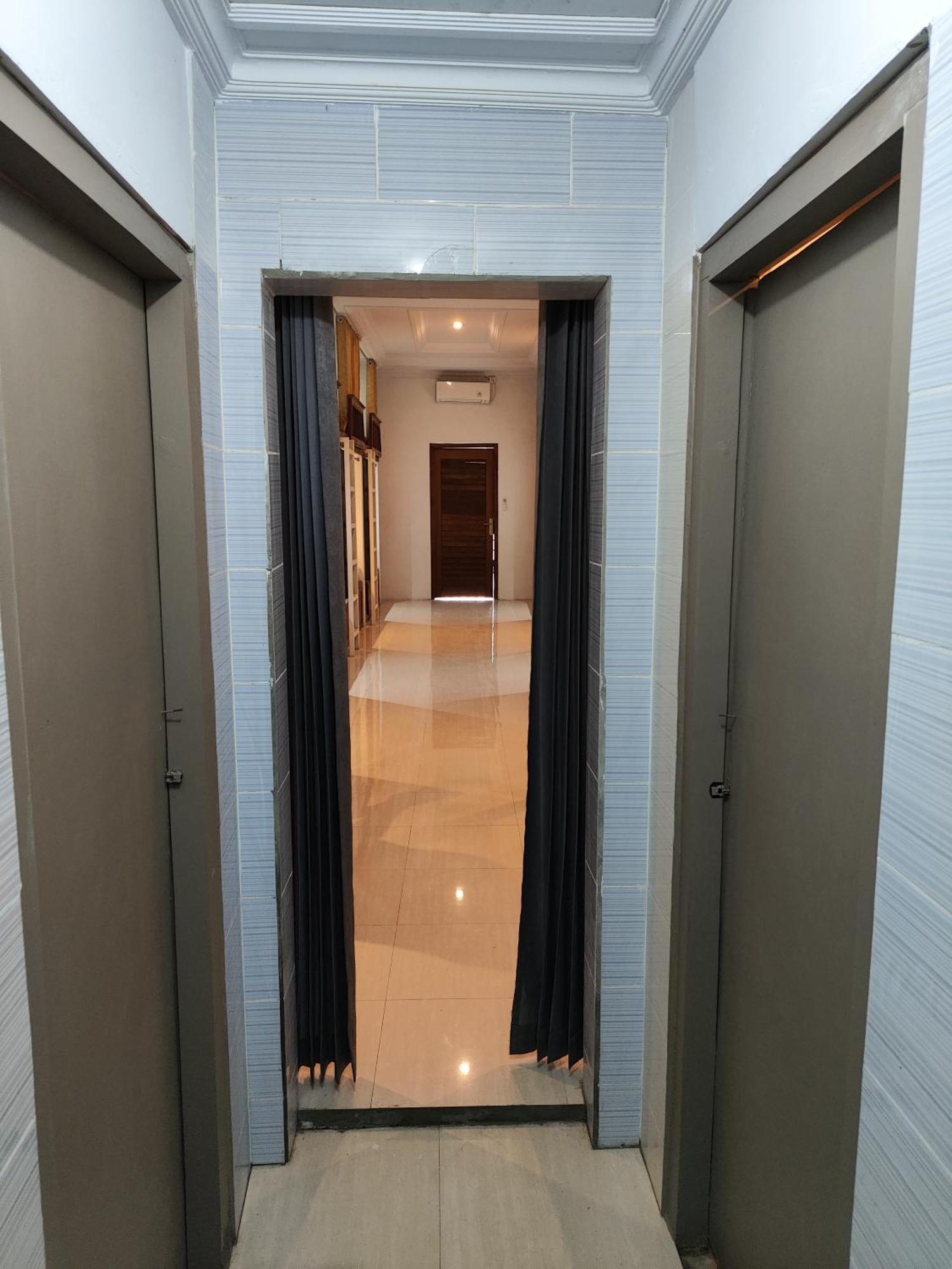 Ega S Hostel Batununggul المظهر الخارجي الصورة