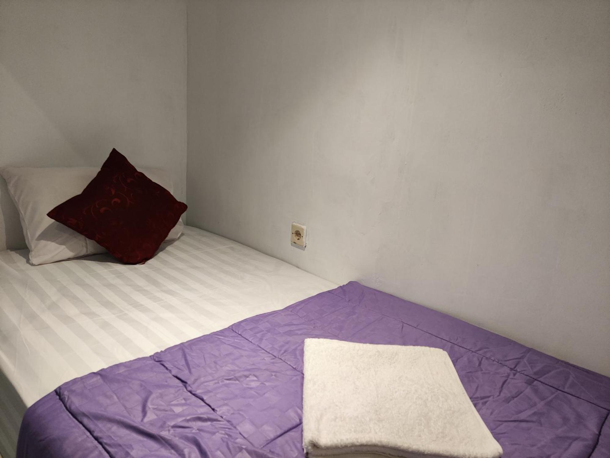Ega S Hostel Batununggul المظهر الخارجي الصورة